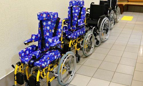 Как выбрать детскую инвалидную коляску?