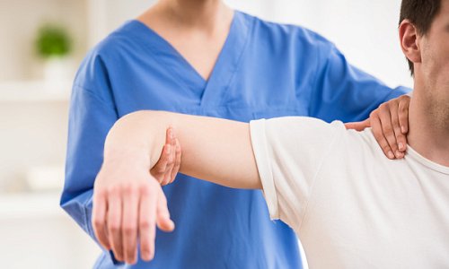 Перелом плеча — реабилитация.